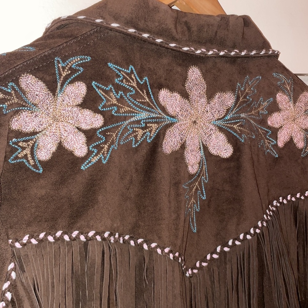 ALAN MICHAEL • DRK BROWN SUEDE FRINGE JACKET W PINK & TEAL EMBROIDERED DETAIL•